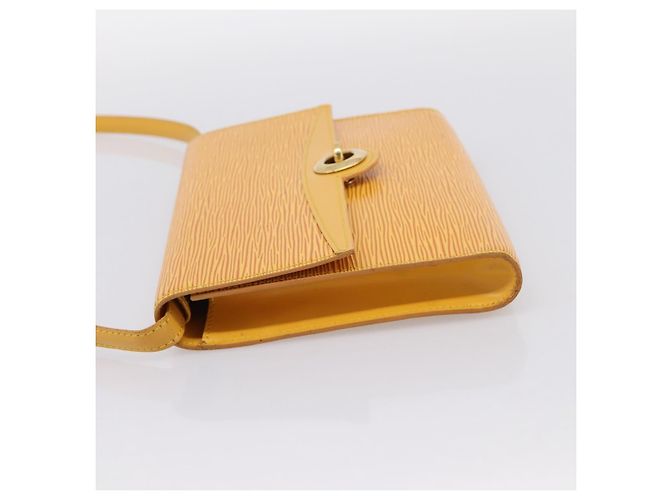 LOUIS VUITTON Epi Pochette Arche Shoulder Bag Yellow M52579 LV Auth 199007 Giallo - vista 3