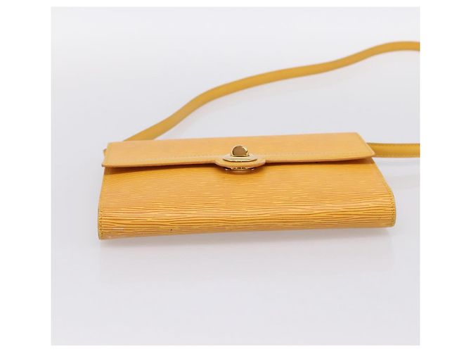 LOUIS VUITTON Epi Pochette Arche Shoulder Bag Yellow M52579 LV Auth 199007 Giallo - vista 5