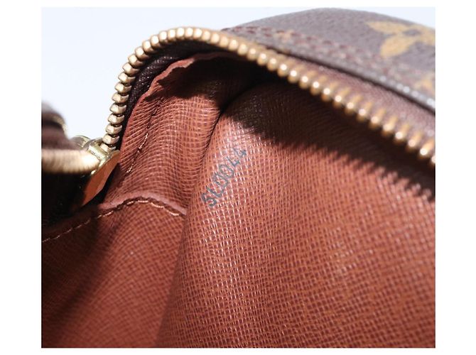 LOUIS VUITTON Monogram Trocadero 30 Shoulder Bag M51272 LV Auth 198933 - view 12