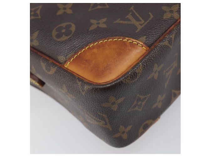 LOUIS VUITTON Monogram Trocadero 30 Shoulder Bag M51272 LV Auth 198933 - view 15