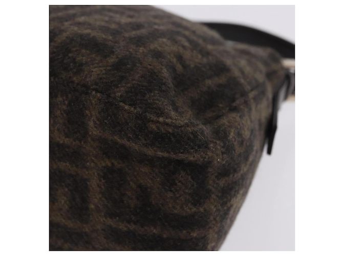 Borsa a tracolla FENDI Zucca Canvas Mamma Baguette Lana Brown Black Auth BA15090V Marrone Nero - vista 17