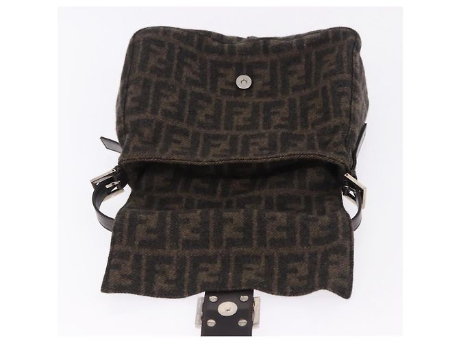 Borsa a tracolla FENDI Zucca Canvas Mamma Baguette Lana Brown Black Auth BA15090V Marrone Nero - vista 20