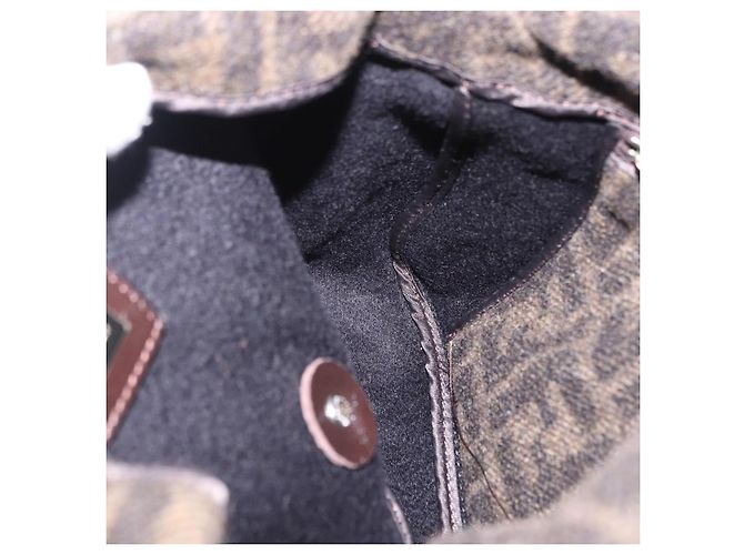 Borsa a tracolla FENDI Zucca Canvas Mamma Baguette Lana Brown Black Auth BA15090V Marrone Nero - vista 22
