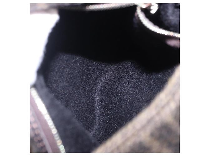 Borsa a tracolla FENDI Zucca Canvas Mamma Baguette Lana Brown Black Auth BA15090V Marrone Nero - vista 25