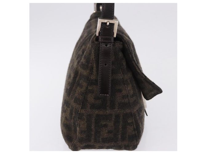 Borsa a tracolla FENDI Zucca Canvas Mamma Baguette Lana Brown Black Auth BA15090V Marrone Nero - vista 4
