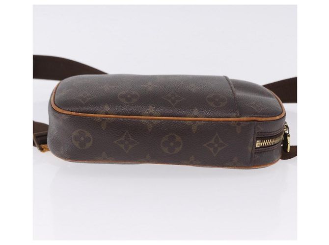 LOUIS VUITTON Monogram Pochette Gange Shoulder Bag M51870 LV Auth 198941 Monogramma - vista 3