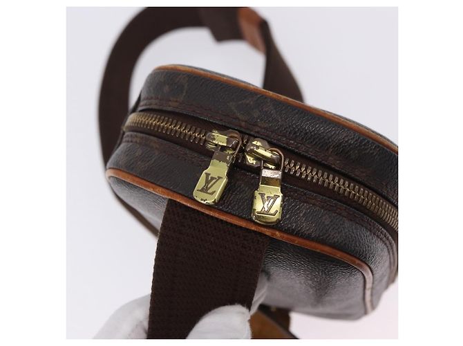 LOUIS VUITTON Monogram Pochette Gange Shoulder Bag M51870 LV Auth 198941 Monogramma - vista 6