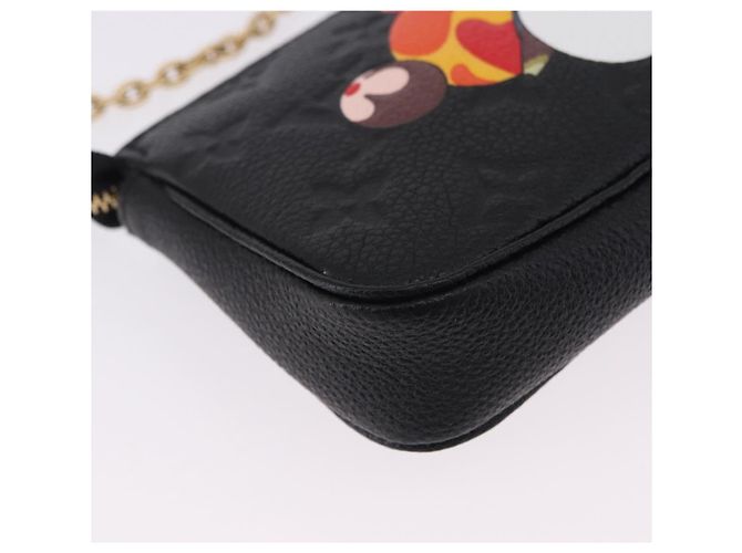 LOUIS VUITTON Empreinte Panda Mini Pochette Accessoires M13824 LV Auth 170873SM Negro Monograma - vista 16