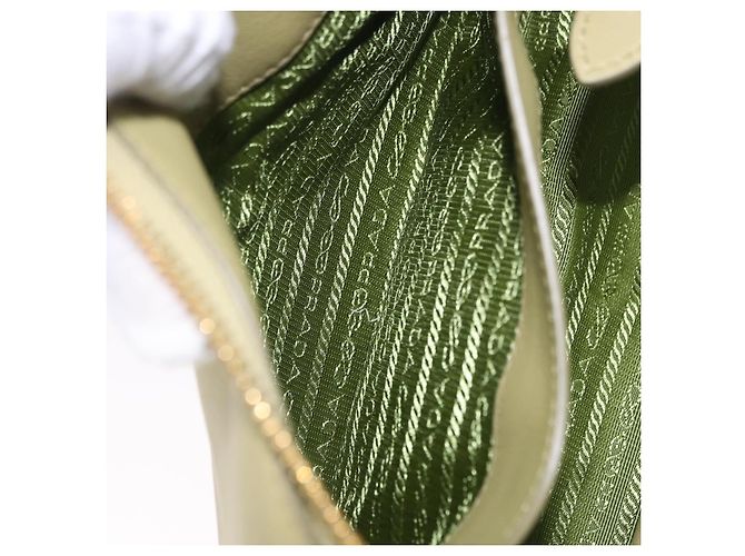 Borsa a tracolla PRADA Darling in pelle Verde Gold Auth 197336SAM D'oro - vista 22
