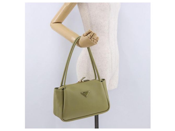 Borsa a tracolla PRADA Darling in pelle Verde Gold Auth 197336SAM D'oro - vista 23