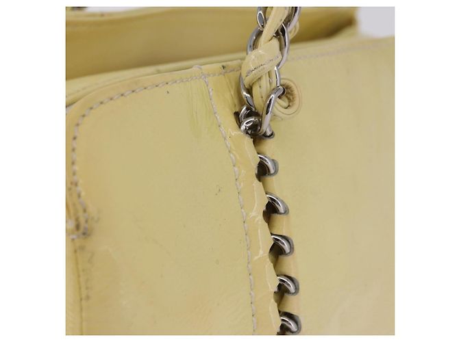 Bolso de mano CHANEL COCO Mark Chain de cuero charol Amarillo Plata CC Auth 197714 - vista 3
