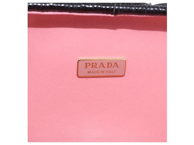 Borsa a tracolla con catena PRADA in rattan nero e oro Auth 197136M D'oro - vista 20