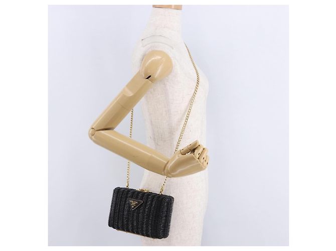 Borsa a tracolla con catena PRADA in rattan nero e oro Auth 197136M D'oro - vista 23
