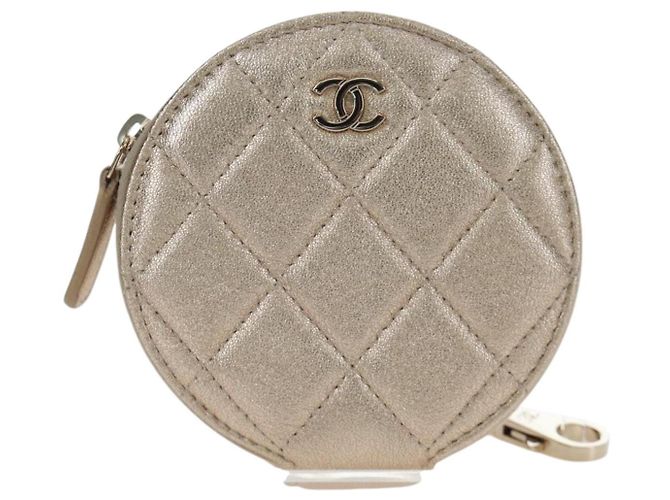 CHANEL Matelassé AirPods-Case & Münzbeutel aus Lammleder Gold CC Auth 196880M - Ansicht 2