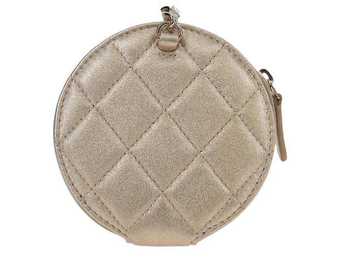 CHANEL Matelassé AirPods-Case & Münzbeutel aus Lammleder Gold CC Auth 196880M - Ansicht 3