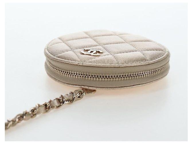 CHANEL Matelassé AirPods-Case & Münzbeutel aus Lammleder Gold CC Auth 196880M - Ansicht 6