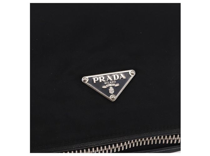 Borsa a Tracolla PRADA Nylon Nero Argento Auth 197814A - vista 17