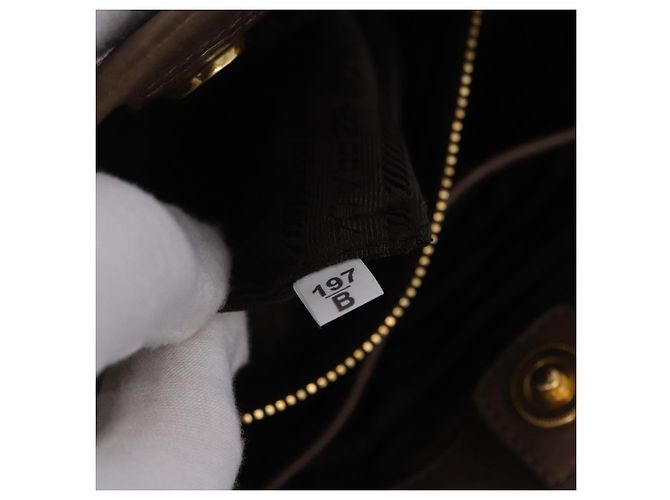 Borsa a mano PRADA in pelle 2way marrone tono oro Auth BA15297 - vista 11