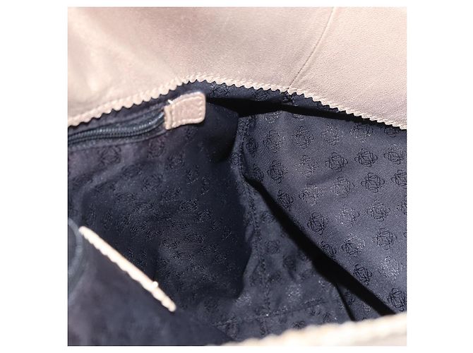 Sac Tote LOEWE en cuir doré authentique ka5825 - vue 18