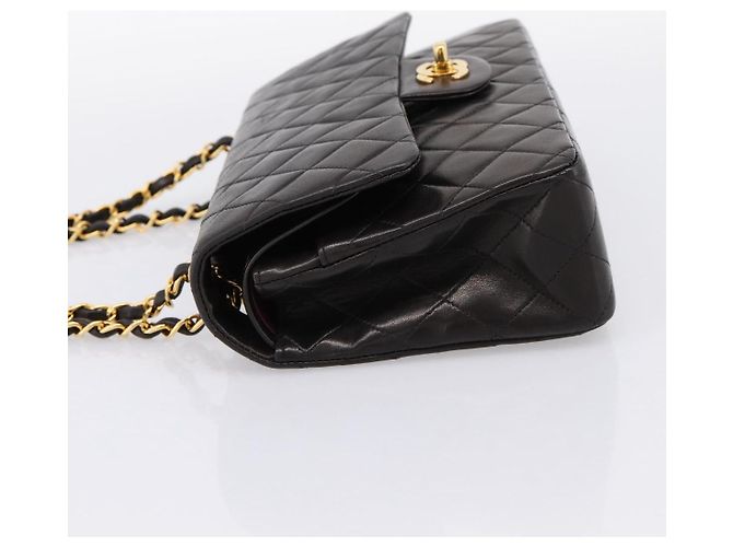 Borsa CHANEL Double Flap Chain Matelasse 25 in Pelle di Agnello Nera e Oro Auth yk20797SAM Nero D'oro - vista 3