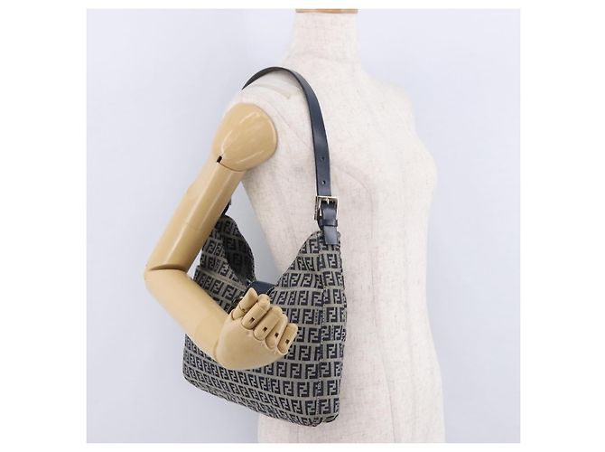 Sac à épaule FENDI Zucchino Canvas Mamma Baguette Navy Silver Auth 199586V Argenté Bleu Marine - vue 25