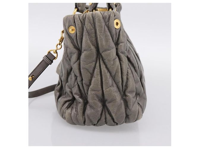 Borsa a mano Miu Miu Matelassé in pelle 2way Grigio Oro Auth 200159V Marrone D'oro - vista 4