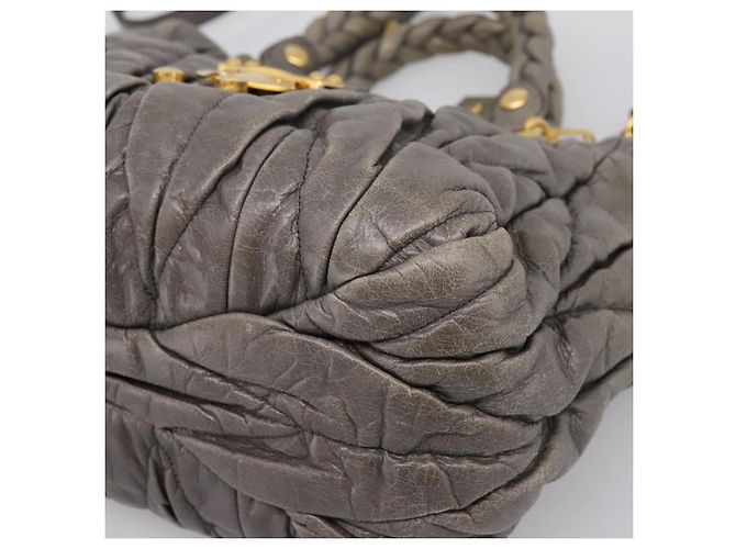 Borsa a mano Miu Miu Matelassé in pelle 2way Grigio Oro Auth 200159V Marrone D'oro - vista 9