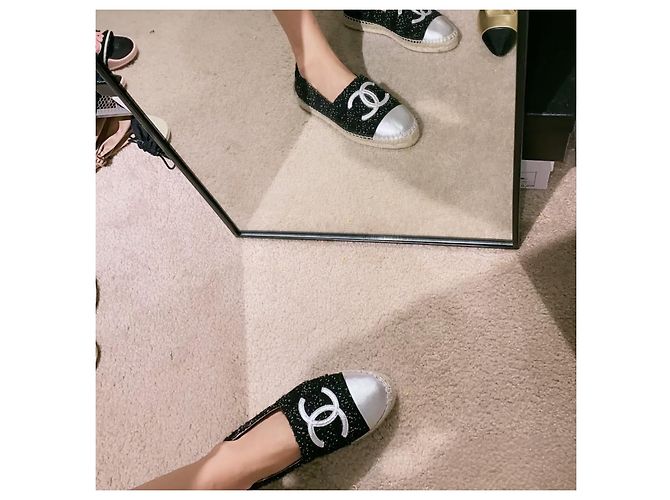 Chanel Espadrillas in Tweed e Pelle d'Agnello Metallizzata CC - Nero/Argento - vista 3