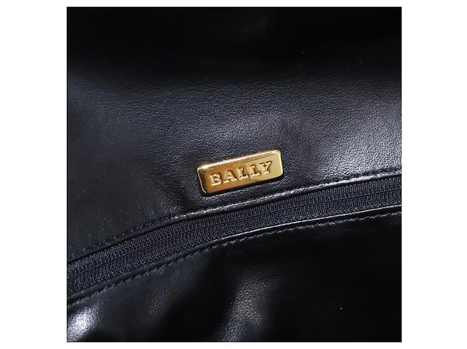 Borsa a tracolla con catena BALLY in pelle nera e oro Auth kk709A Nero D'oro - vista 20