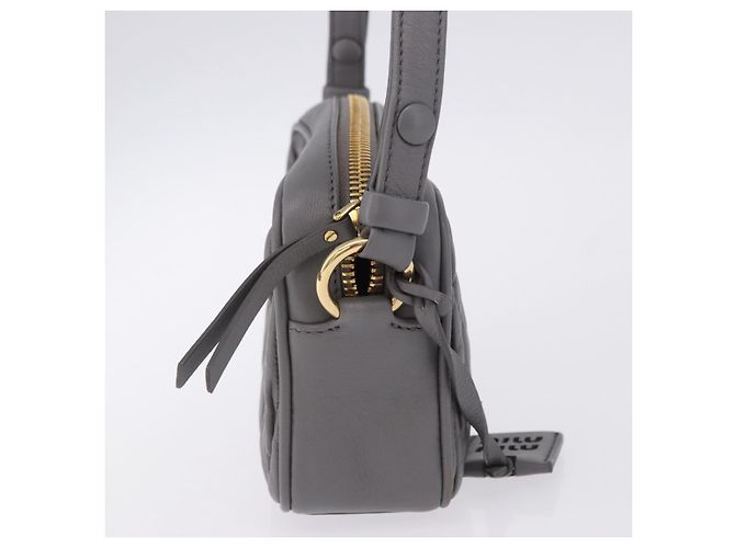 Borsa a tracolla Miu Miu Matelassé in pelle grigia oro Auth 200246V Marrone D'oro - vista 4