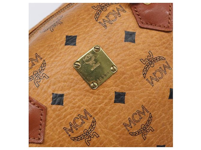 Borsa Boston MCM Vicetos Logogram PVC Leather Brown Gold Auth 200900 Marrone D'oro - vista 15