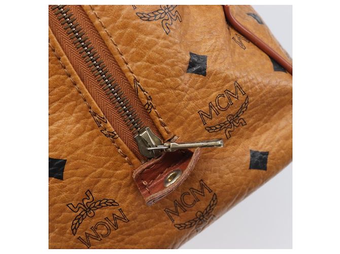 Borsa Boston MCM Vicetos Logogram PVC Leather Brown Gold Auth 200900 Marrone D'oro - vista 16