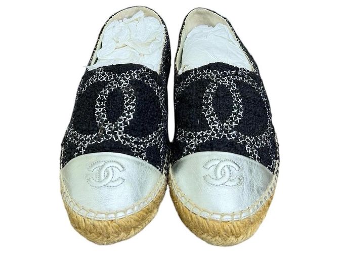 Espadrillas Chanel CC in Tweed e Pelle di Agnello Metallizzata - Nero/Argento - vista 4