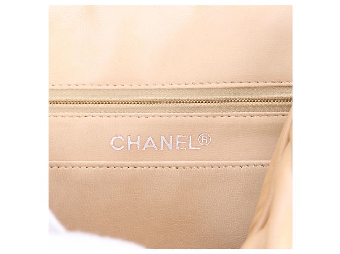 Timeless Borsa a tracolla con catena in pelle Chevron Chanel in Beige - vista 10