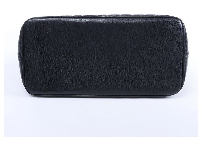 Borsa a tracolla Chanel Re-Release in pelle caviar nera 6665730 Nero - vista 7