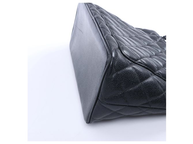 Borsa a tracolla Chanel Re-Release in pelle caviar nera 6665730 Nero - vista 9