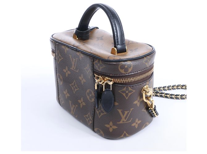 Borsa a tracolla Louis Vuitton Vanity NV PM Monogram Reverse in marrone M45165 - vista 4