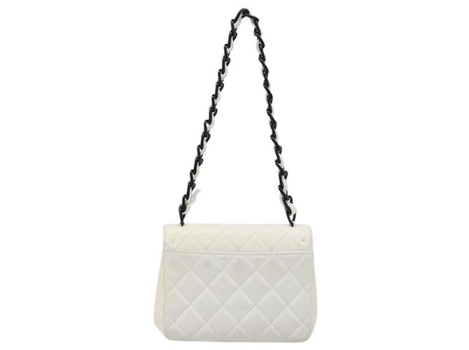 Chanel Vintage Envelope Flap Quilted Lambskin Bianco - vista 2