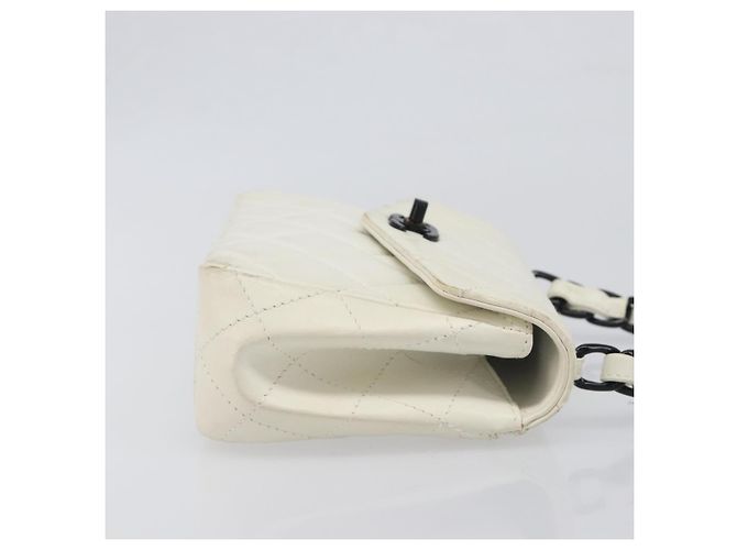 Chanel Vintage Envelope Flap Quilted Lambskin Bianco - vista 3