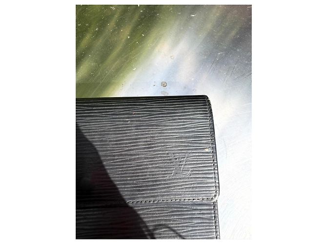 Louis Vuitton Epi Leather Long Wallet Black - view 7