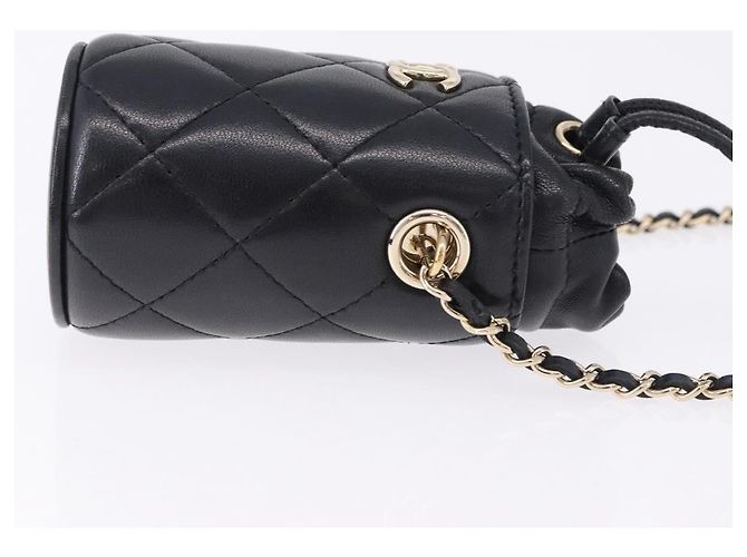 Chanel Drawstring Bucket with Chain Quilted Lambskin Mini Nero - vista 3