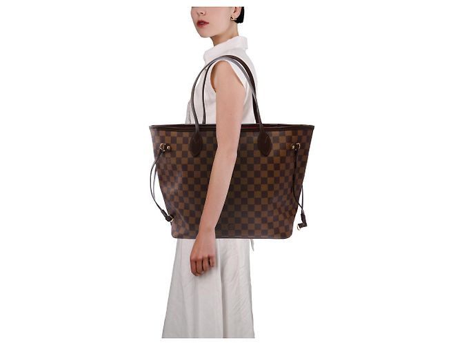 Borsa LOUIS VUITTON Neverfull in Tela Marrone - 103852 - vista 16