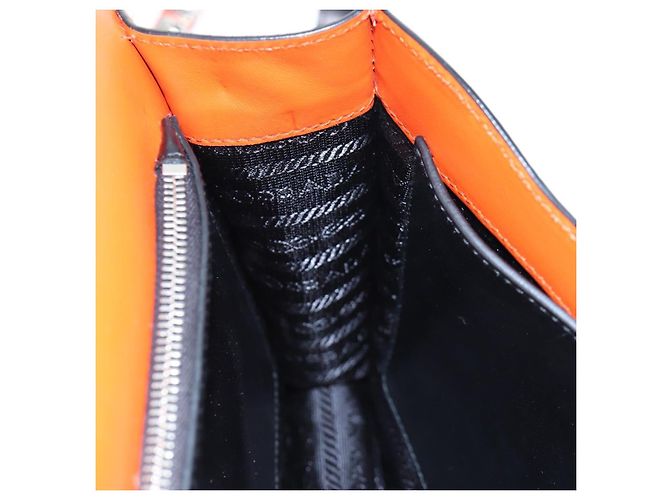 PRADA Shoulder Bag Leather Orange Silver - vista 23