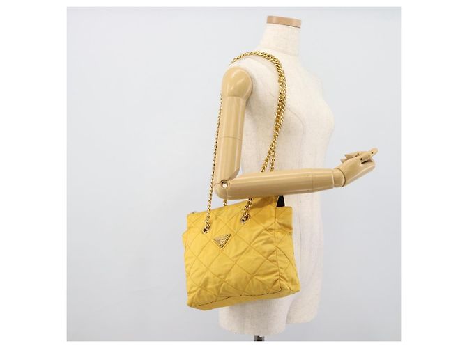 PRADA Chain Shoulder Bag Nylon Yellow Gold - vista 25
