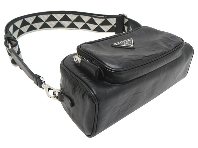 Borsa a tracolla Prada in pelle Nappa Nero - vista 3