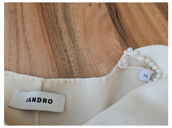 Sandro langes Strickkleid in Beige mit Perlenverzierung Creme - Ansicht 8
