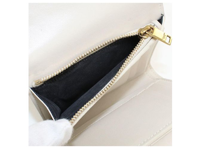 Saint Laurent Tri-fold Wallet in Ivory Roh - Ansicht 8