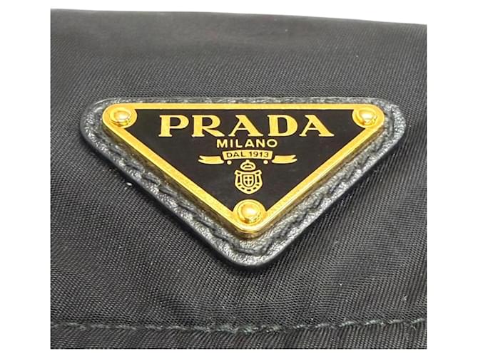 Prada 1BD394 Explorer Medium Shoulder Bag Nero D'oro - vista 10