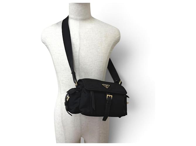 Prada 1BD394 Explorer Medium Shoulder Bag Nero D'oro - vista 3