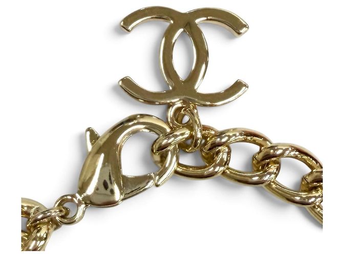 Bracciale con ciondoli dorato Chanel D'oro - vista 4